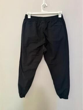 Nike youth XL joggers oversized fit